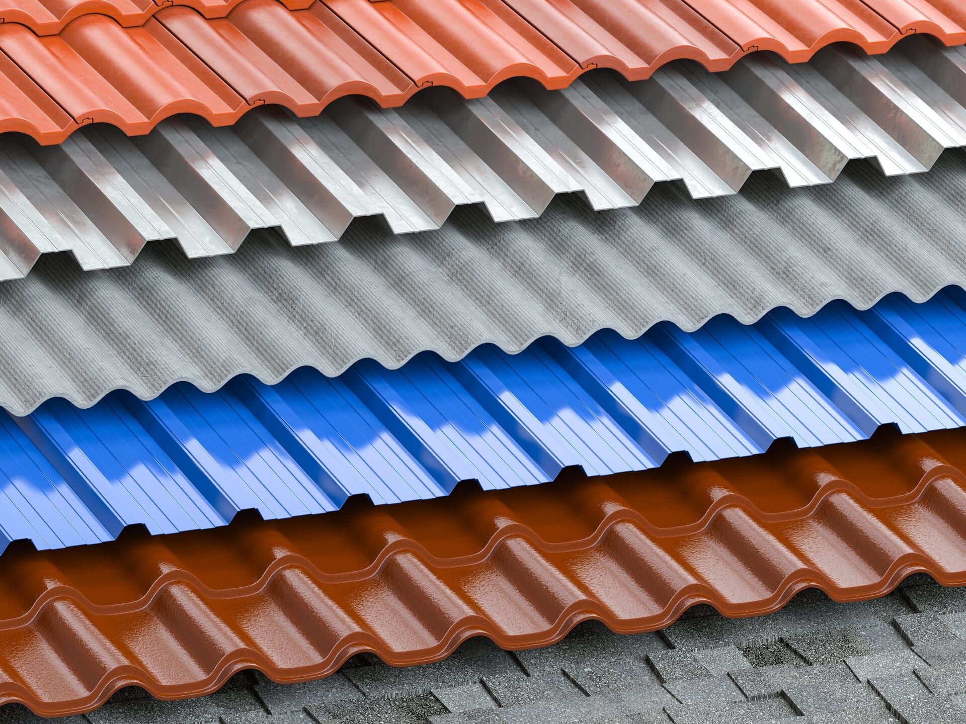 Verschiedene Arten von Dachplatten, darunter Acryl und Metall.
